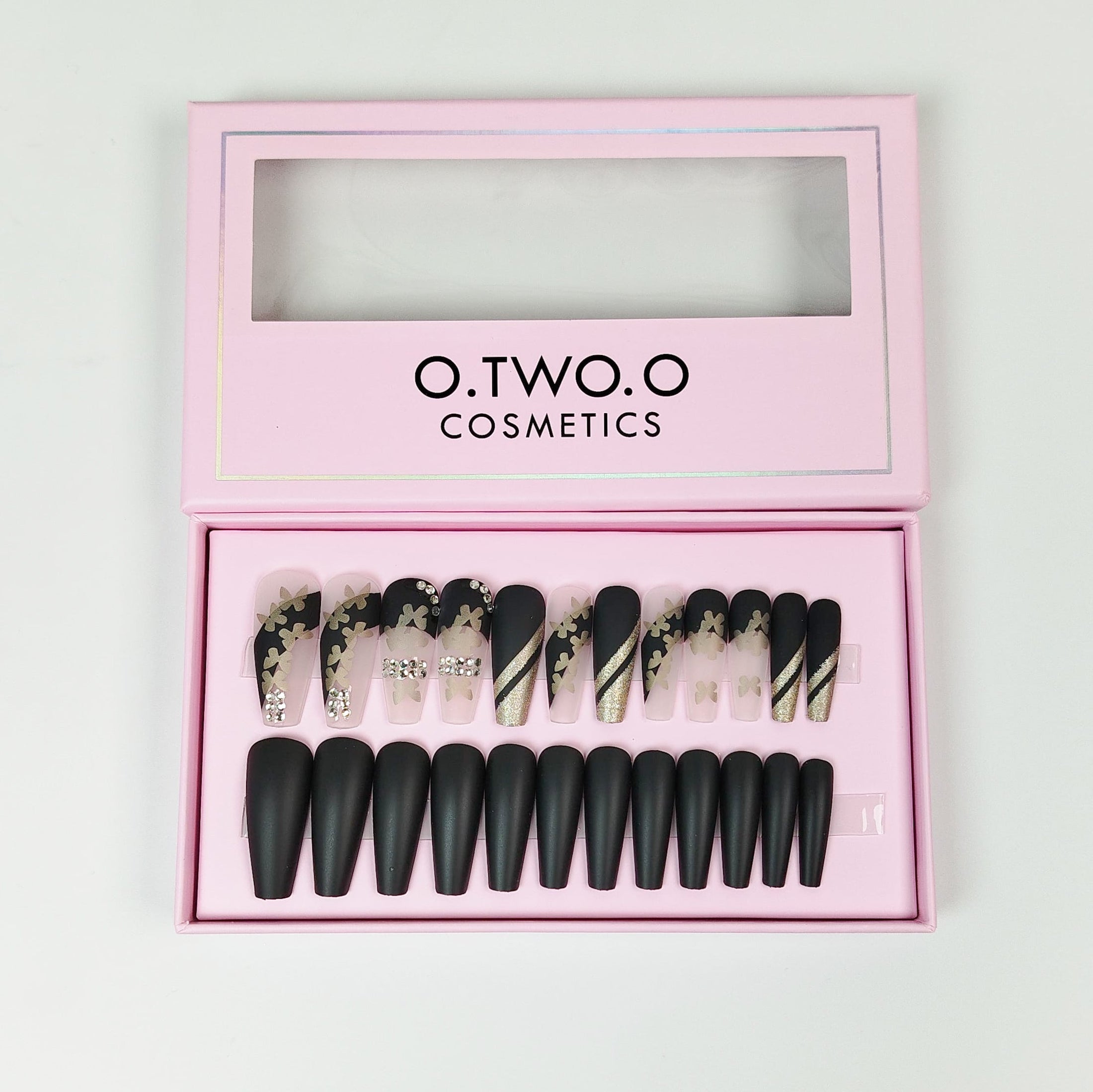 24 Pcs O.TWAO.O Nails | Bold