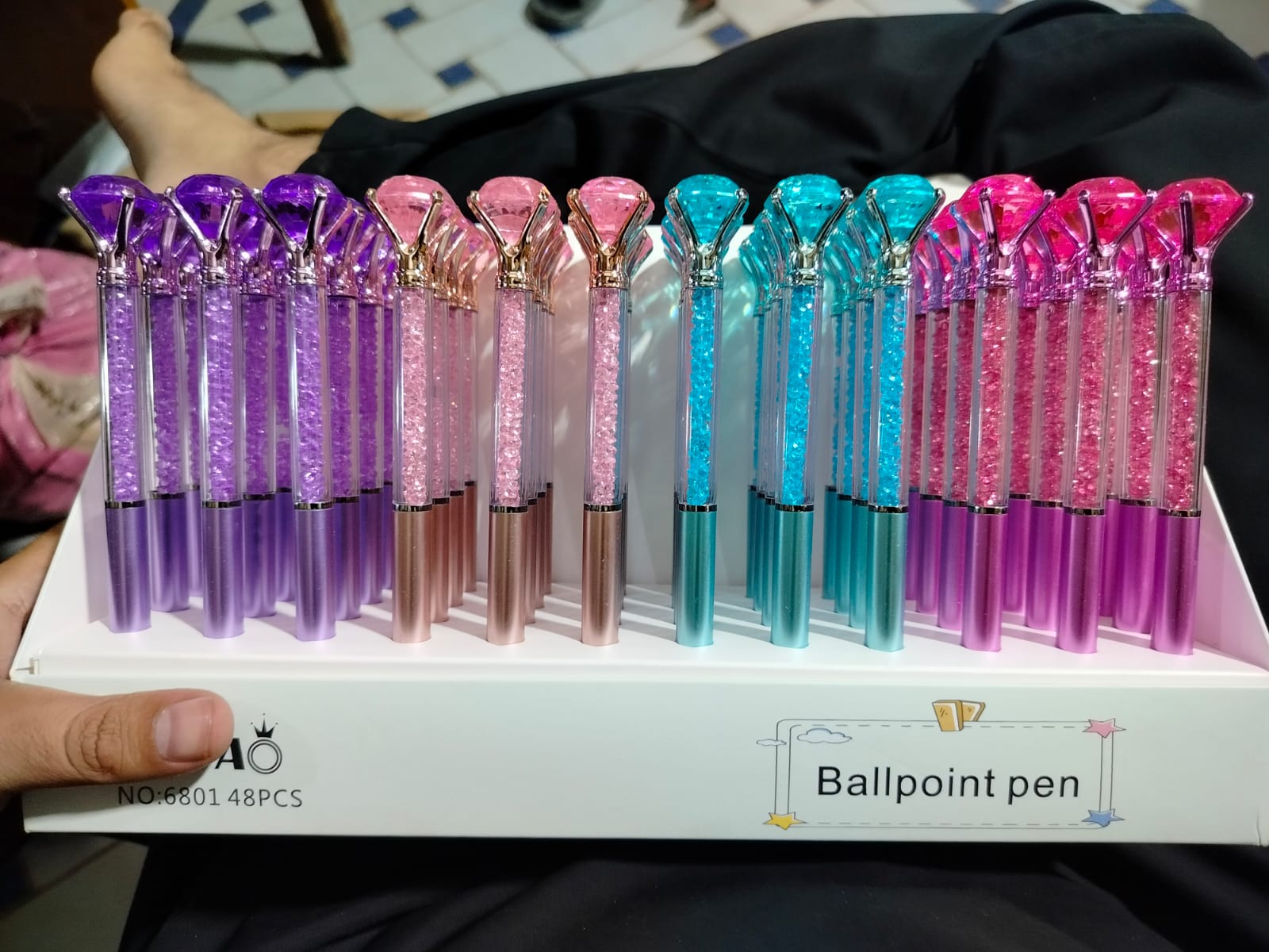 Diamond Ballpoint Pens Elegant Design Smooth Writing Comfortable Grip Durable Build Perfect For Office School And Daily Use (Random Color) - Image 4