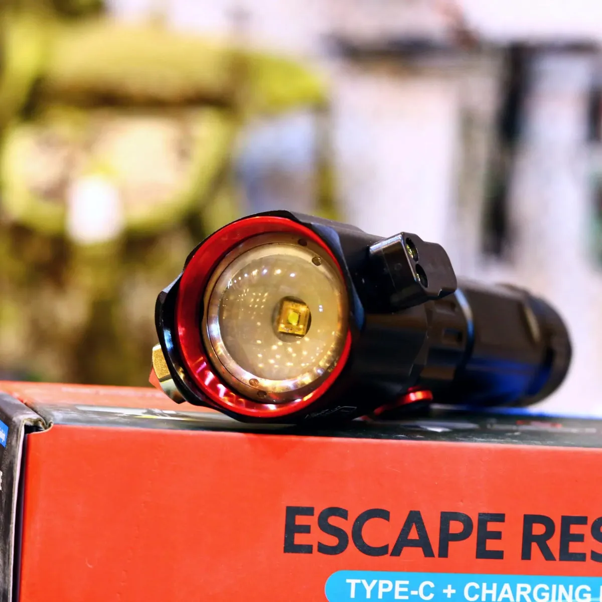 Rl-2210 Multifunctional Rechargeable LED Emergency Flashlight with Side Work Light & USB Charging - Ultra-Bright