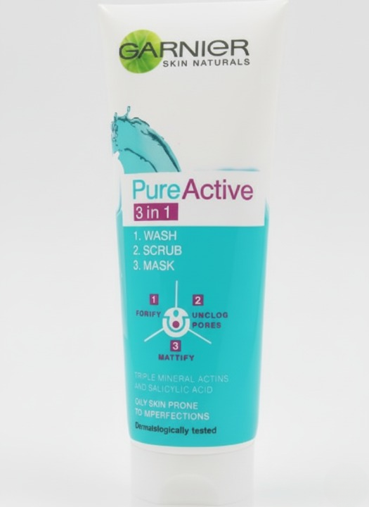 Garnier 3 in 1 Pure Active Face Wash – 100ml Liquid Cleanser for All Skin Types, Deep Cleansing and Refreshing Skincare - Image 4