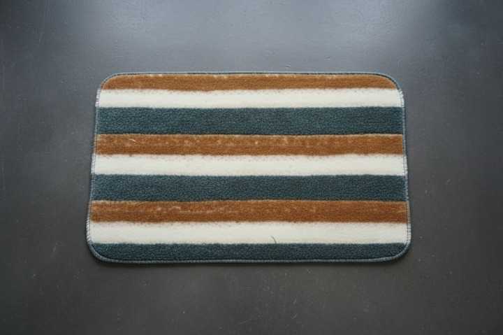 Versatile Absorbent Mat – 25"x16" Ultra-Soft Microfiber Quick-Dry Mat with Non-Slip Backing for Bathroom
