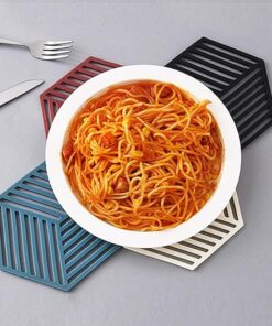 1PCS Multifunction Heat Resistant Silicone Mat Drink Cup Coasters Nonslip Pads Pot Holder Table Placemat Kitchen Accessories (random color)