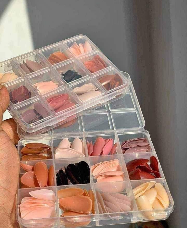 144 PCs nails box colorful and Shiny nails box (Random Color) - Image 3