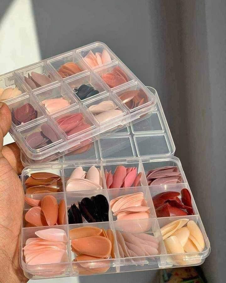 144 PCs nails box colorful and Shiny nails box (Random Color) - Image 4