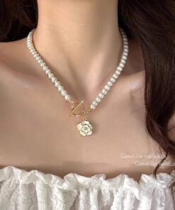 Elegant Korean Camellia Pendant light luxury niche pearl for girls