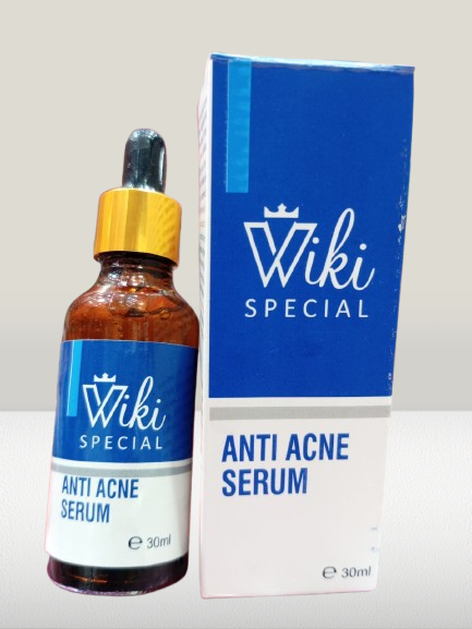 Soothes Skin & Fights Blemishes