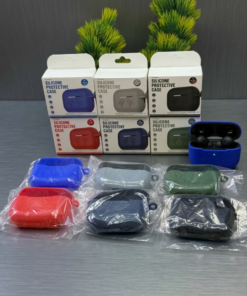 Silicone Case for AirPods Pro / Pro 2 - High Quality Protective Cover - Random Color