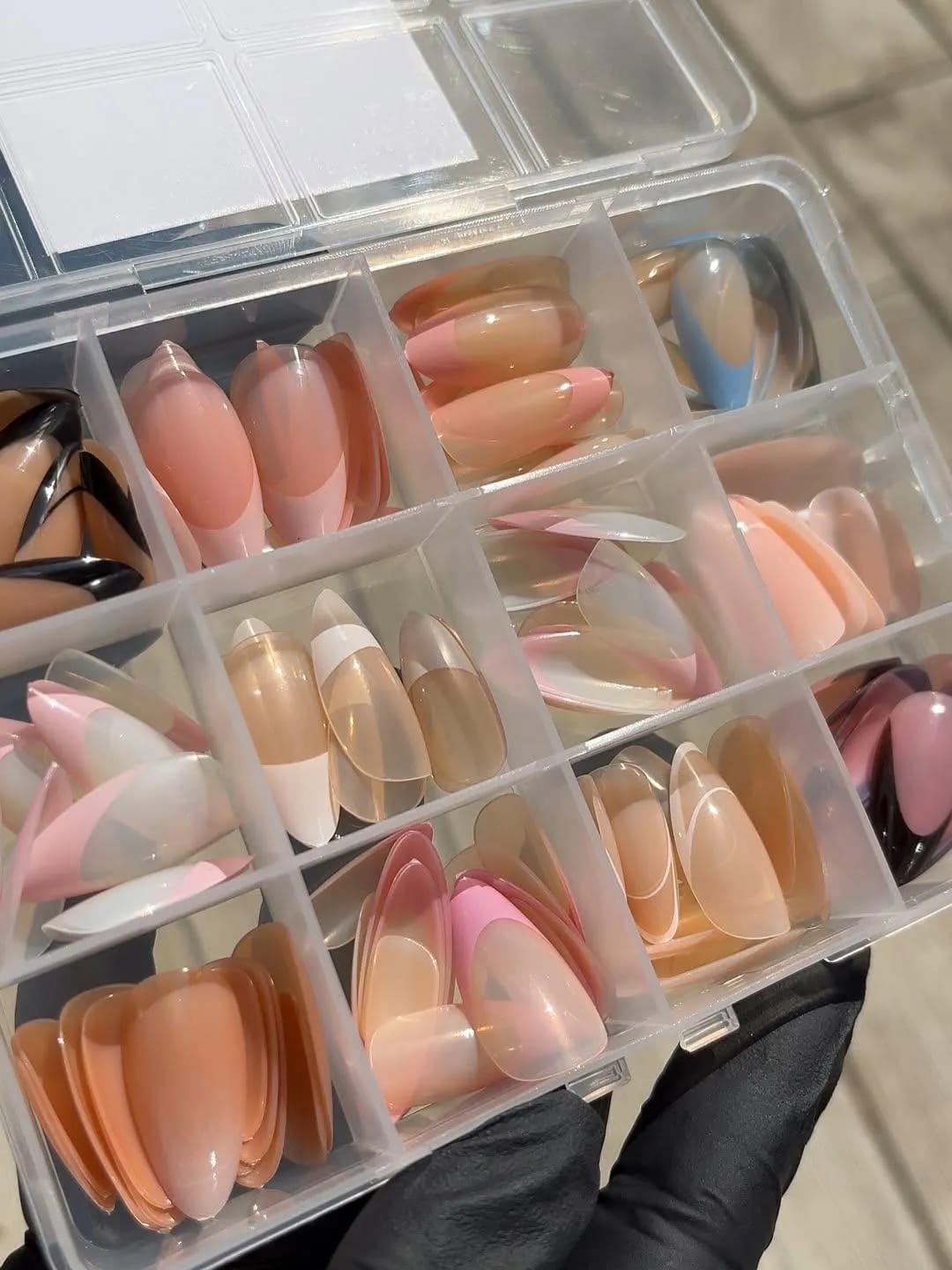 144 Pcs Multicolor False Nails Box Stylish Durable Easy To Use For Everyday Fashion Parties And Nail Art Designs - With Nail Glue - Image 3