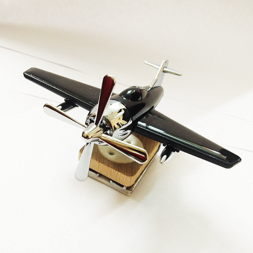 Solar Aeroplane Car Perfume Diffuser – Silver Aircraft Air Freshener for Car Dashboard - Image 4