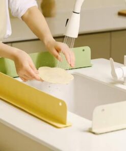 Silicon Sink Splash Guard Durable Quality Flexible Design Comfortable Use Reliable Utility (Random Color) (With Suction Cups)