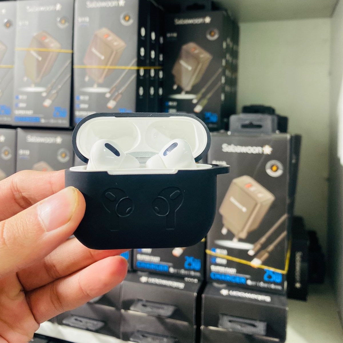 Haino Teako Pro 2 Wireless Earphones | BT Connectivity | Bazzer + Magnet | Long Battery Playtime - Image 4
