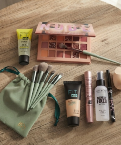9 Pcs Make-Up Deal Complete Set For Everyday Beauty Essentials